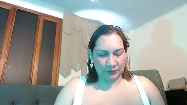 Czat XXX na żywo – mia_coral1