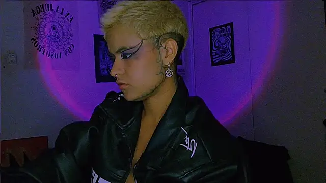 Živý XXX chat alex_one888