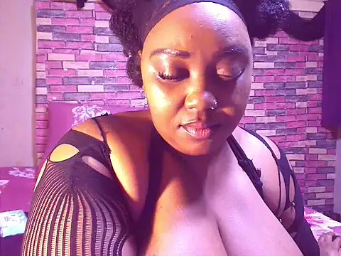 XXX chat uživo modela BustySavita