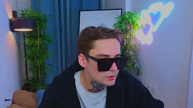 dri11fi11 Live XXX-Chat