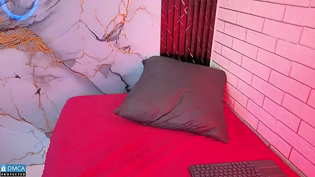 MaeveKuro Live XXX-chat