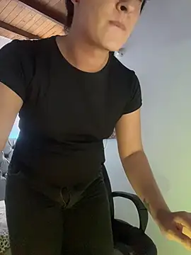 lola_diezn Webbikameraesitys