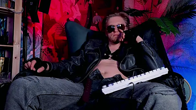 Vincent_Hardman's Live XXX Chat