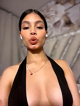 Amaliarand's Live XXX Chat