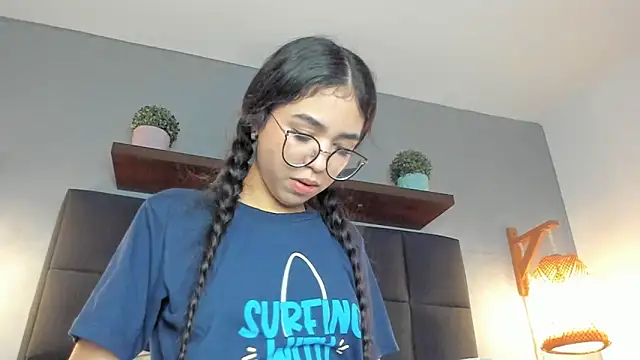 sofi_alix live XXX chat