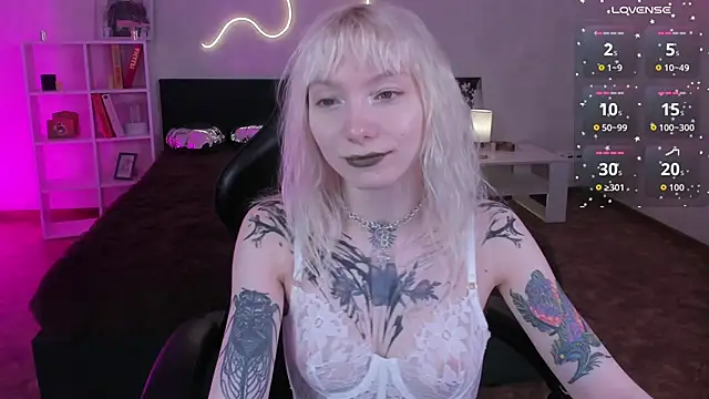 دردشة tattoo_art_baby الجنسية المباشرة