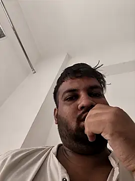 Chat XXX ao vivo de vinay_smalldick