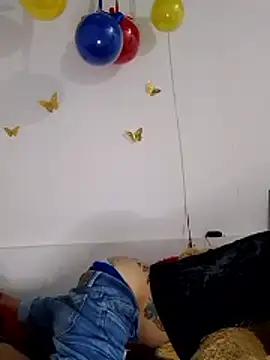 ANDRES_URRIETA: вебкам-шоу