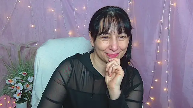 LiluGrants live XXX chat