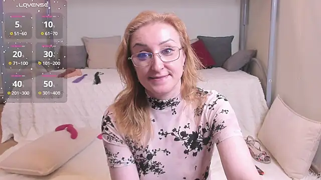 MadissonKiss live XXX chat