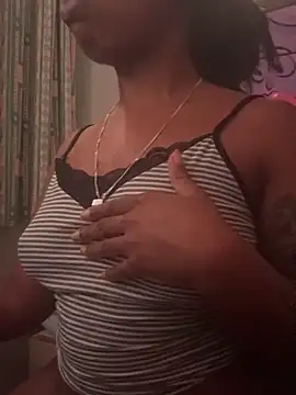 Browneyedxbhab live XXX chat