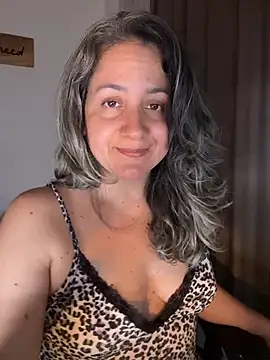 AVRAKEHDABRA live XXX chat