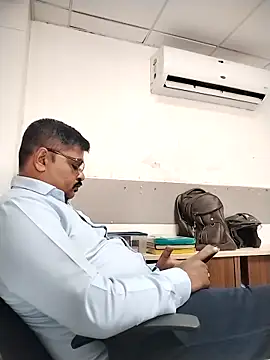 Desi_Lodo_Gujju_Boy 网络视讯表演