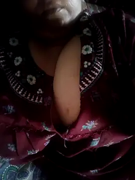 Czat XXX na żywo – Yusra5