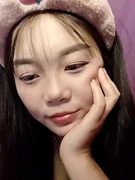 Baa-bee22 live XXX chat