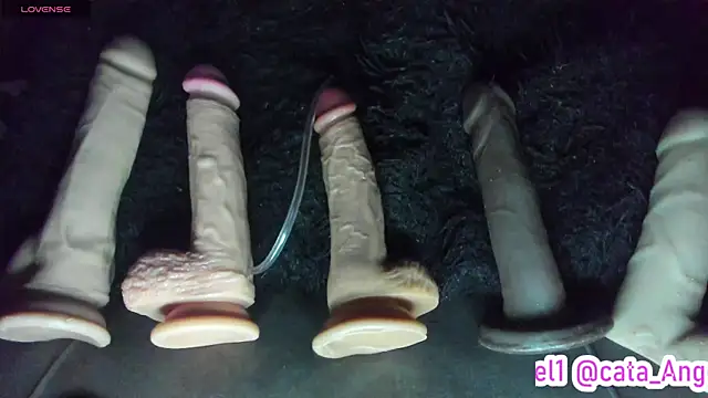 دردشة Cata-angel الجنسية المباشرة