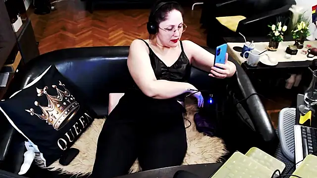 Imperatriza's Live XXX Chat