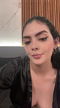 AliceRitter live XXX chat