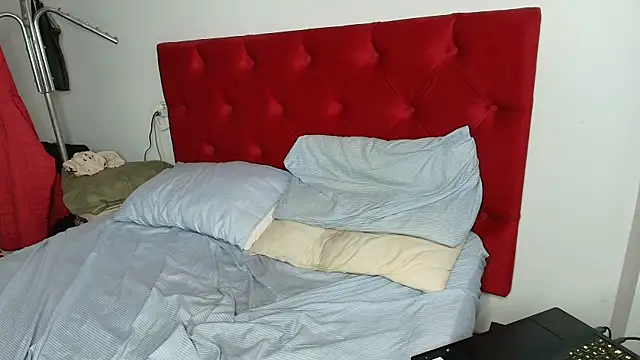 NicoDavisOfficial's Webcam Show