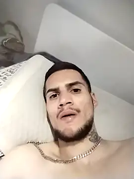 Caliente777666 Webcam-Show