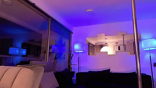 Živý XXX chat mandi4pole_