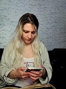 Chat +18 de ScarletCallings_420 ao vivo