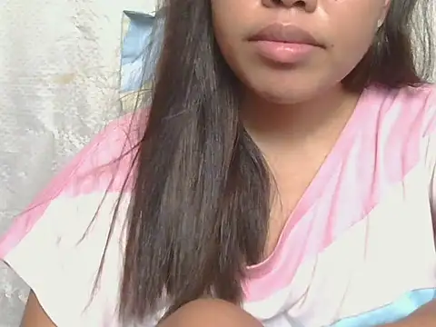 ChubbyButty Adlı Modelin Canlı XXX Sohbeti