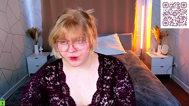 luna_c0ra Chat XXX live