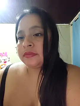 kathy9522 Adlı Modelin Canlı XXX Sohbeti