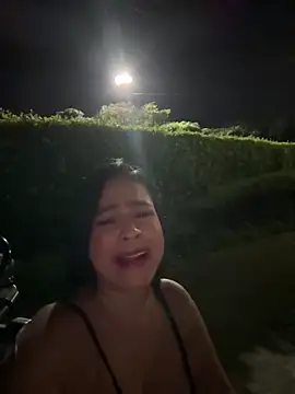 _kathaLopez_ 现场XXX聊天