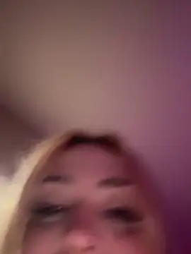 KellyMoorsn Live XXX chat