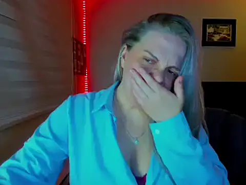 callme_iva: απευθείας συνομιλία ΧΧΧ