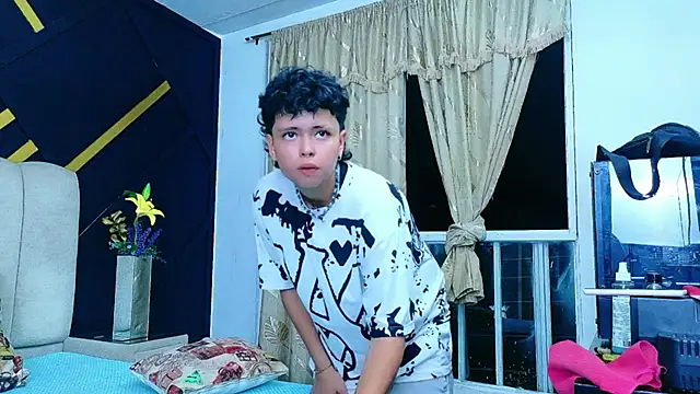 Chat XXX ao vivo de NikiEvanz