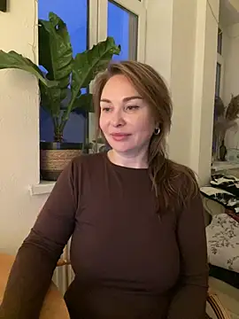 Syverelle Adlı Modelin Canlı XXX Sohbeti