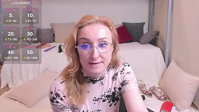 XXX chat uživo modela MadissonKiss