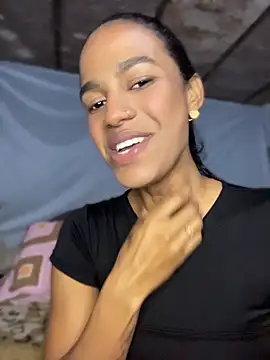 FlorSalvaje_ Chat XXX live