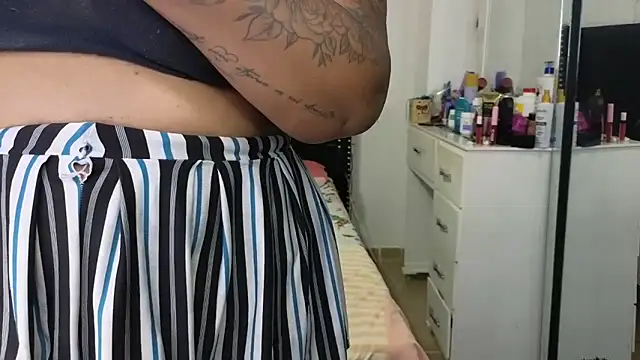 charlotte_077's Live XXX Chat