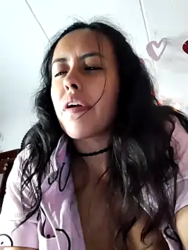 XXX chat uživo modela Queen_Ashly