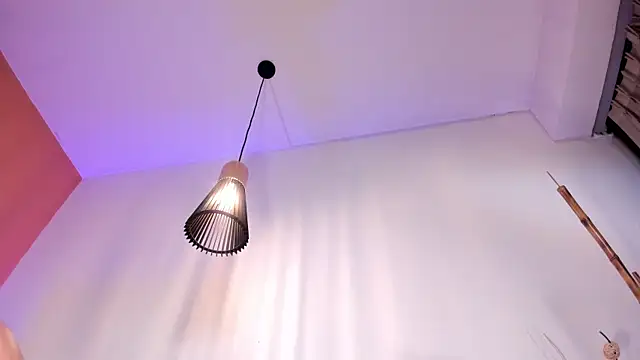 Онлайн чат XXX NoraDasilva