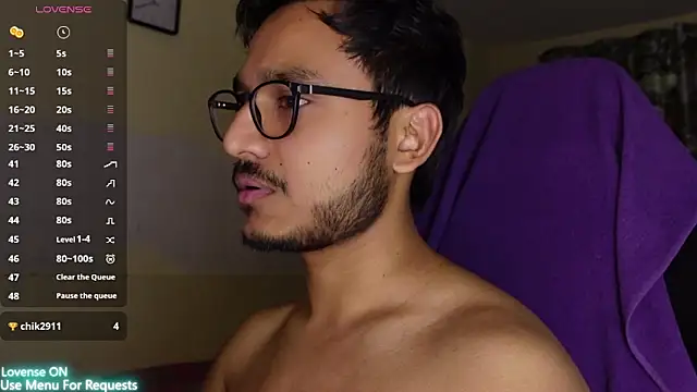 Živý XXX chat fuckkboy101