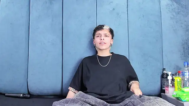 Megan_Thompson_ Chat XXX in diretta