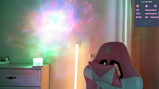 eskatmi's Live XXX Chat