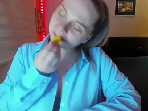 callme_iva's Live XXX Chat