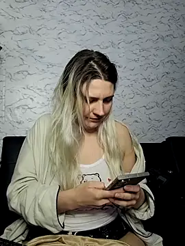 แชท XXX สดของ ScarletCallings_420