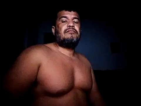 tarra122: διαδικτυακό σόου στην κάμερα