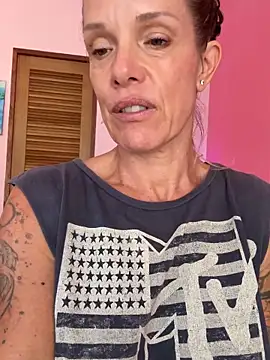 Živý XXX chat mommyselenafit_