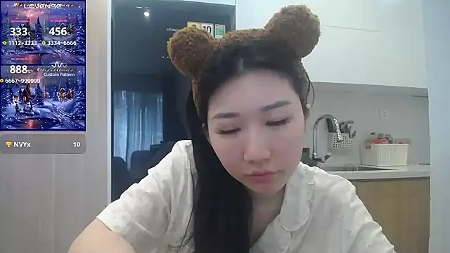 Asiagirll: онлайн-секс-чат