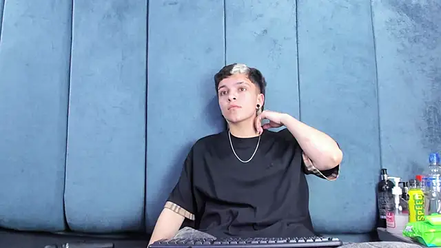 Megan_Thompson_n Live XXX chat