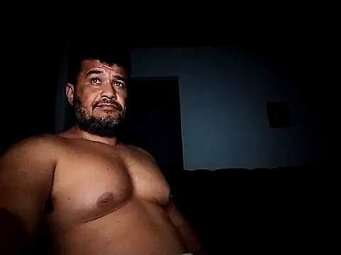 tarra122's Live XXX Chat