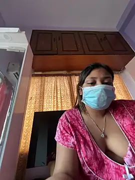 Yourhornynightmare 웹캠 쇼